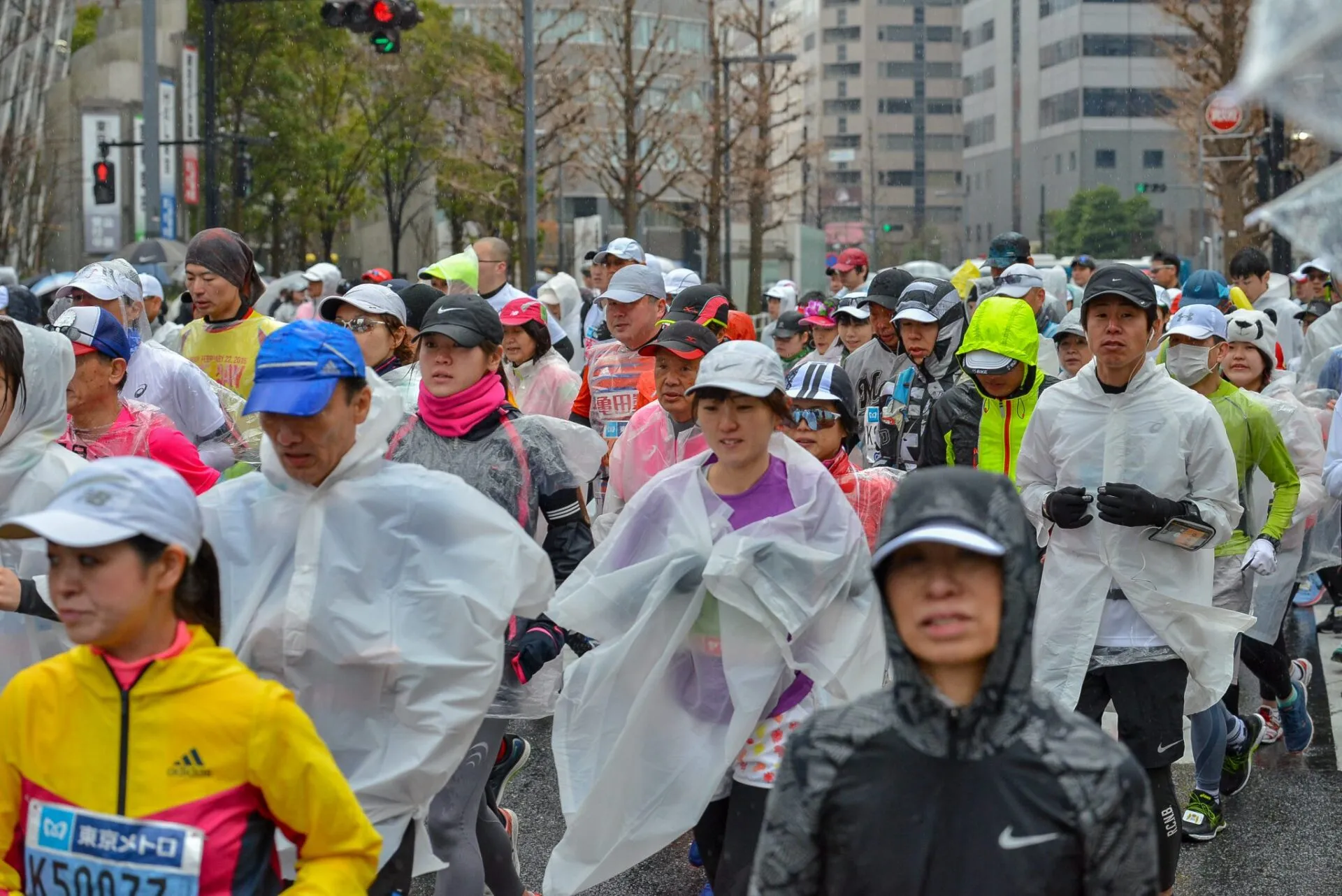 スタート直後のランナー集団1