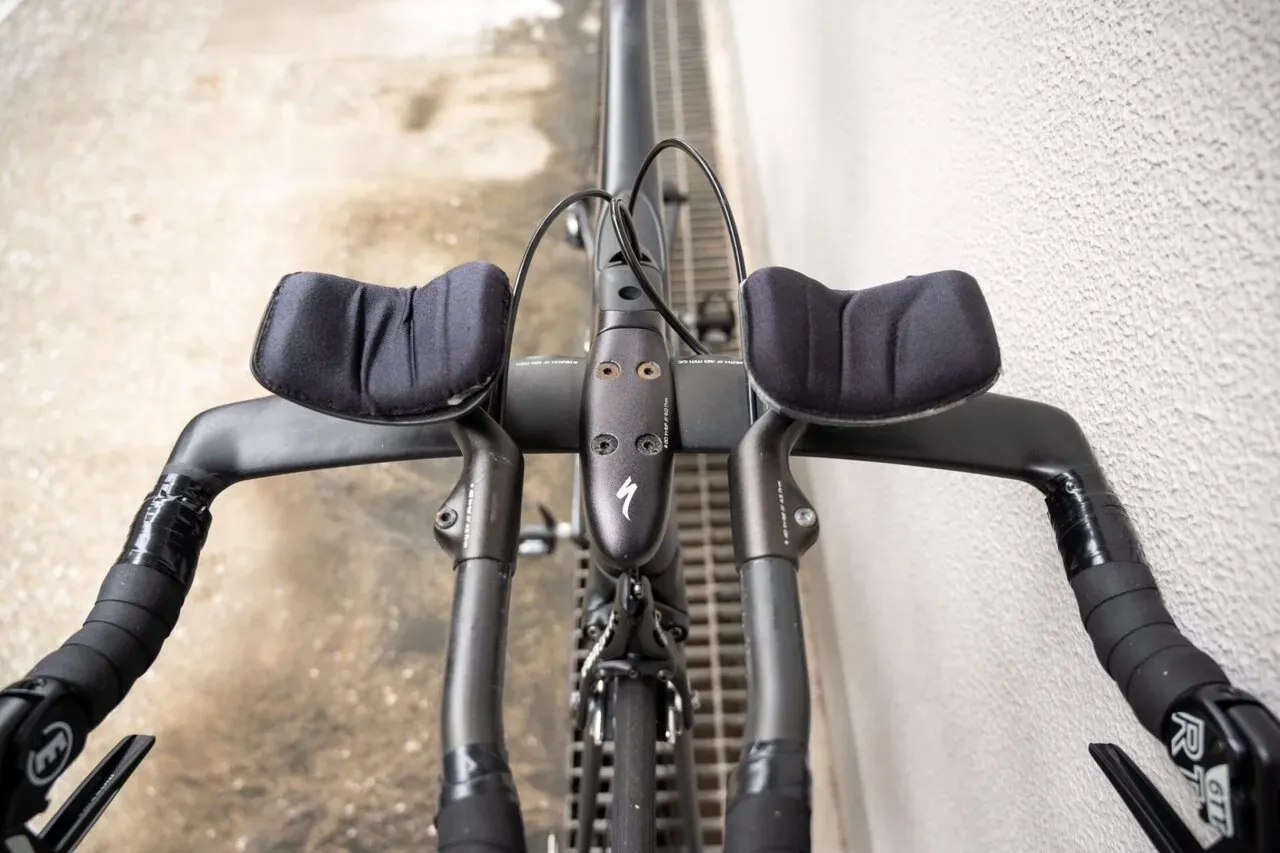 ネジにサビありますが、予備ネジあります。