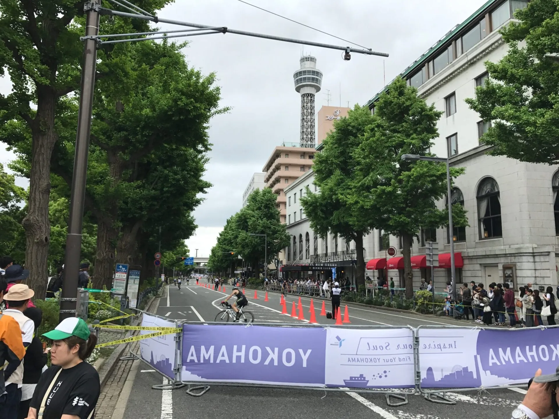 横浜トライアスロン スプリント 1:14:27 総合6位 (エイジ4位)