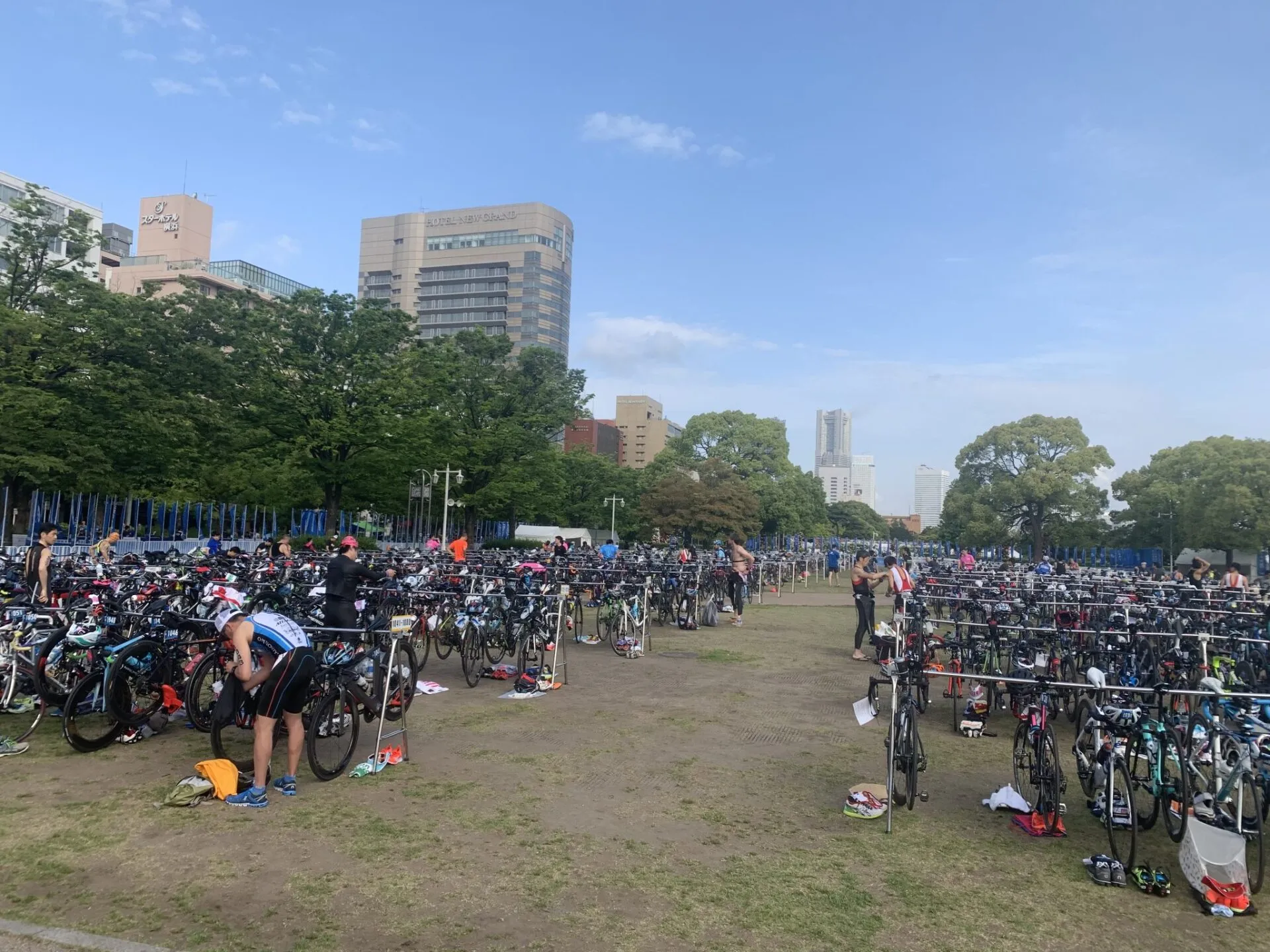 横浜トライアスロン 完走 2:17:37 エイジ10位(総合67位)