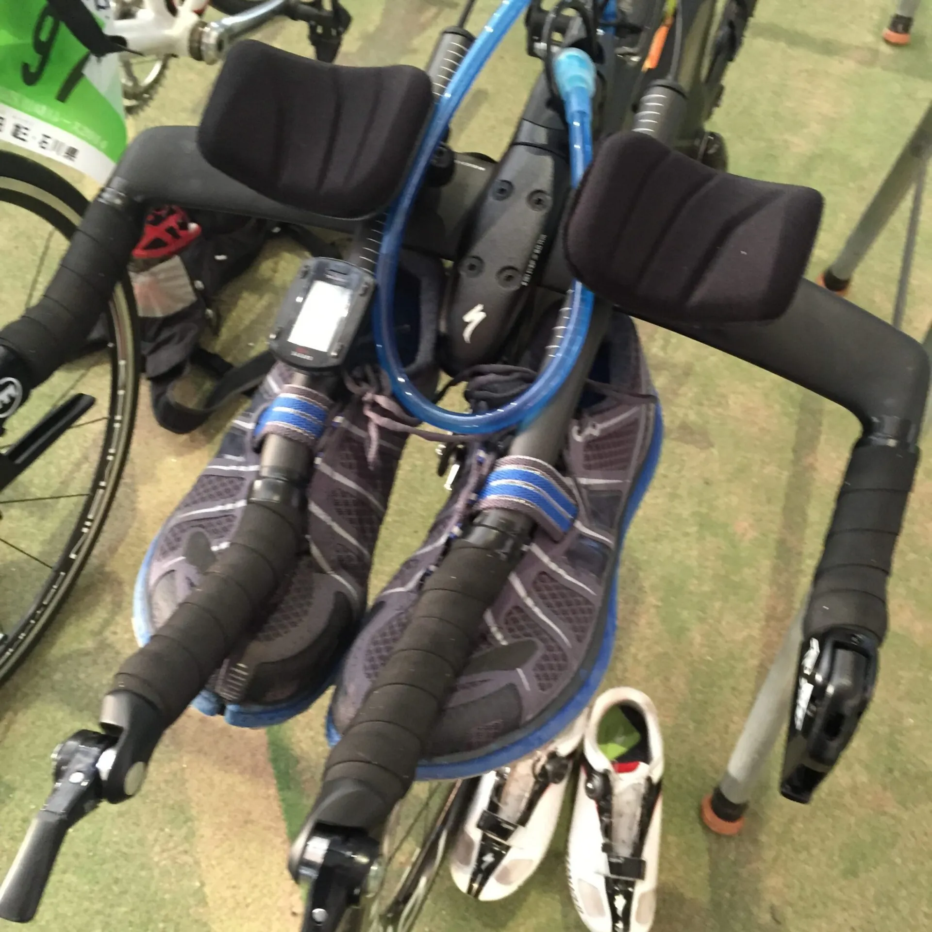 Specialized Shiv トレランシューズ