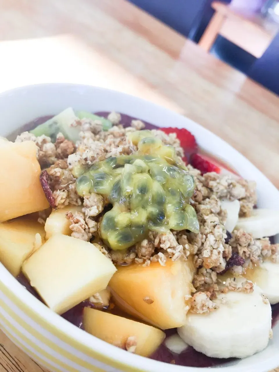 Tripadvisorで調べて、ランキングが高いお店へ。