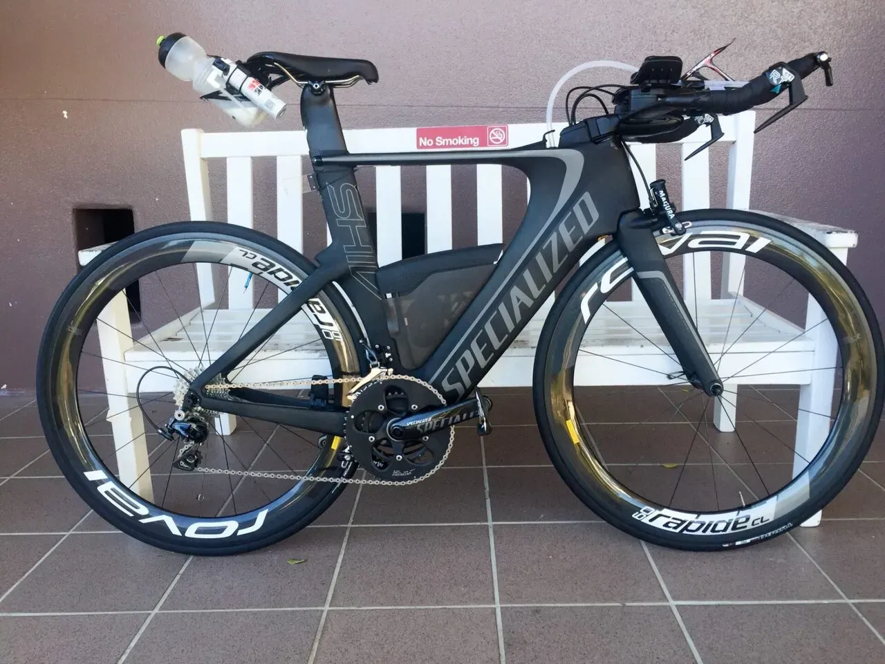 機材チェックのためにバイクの試走へ