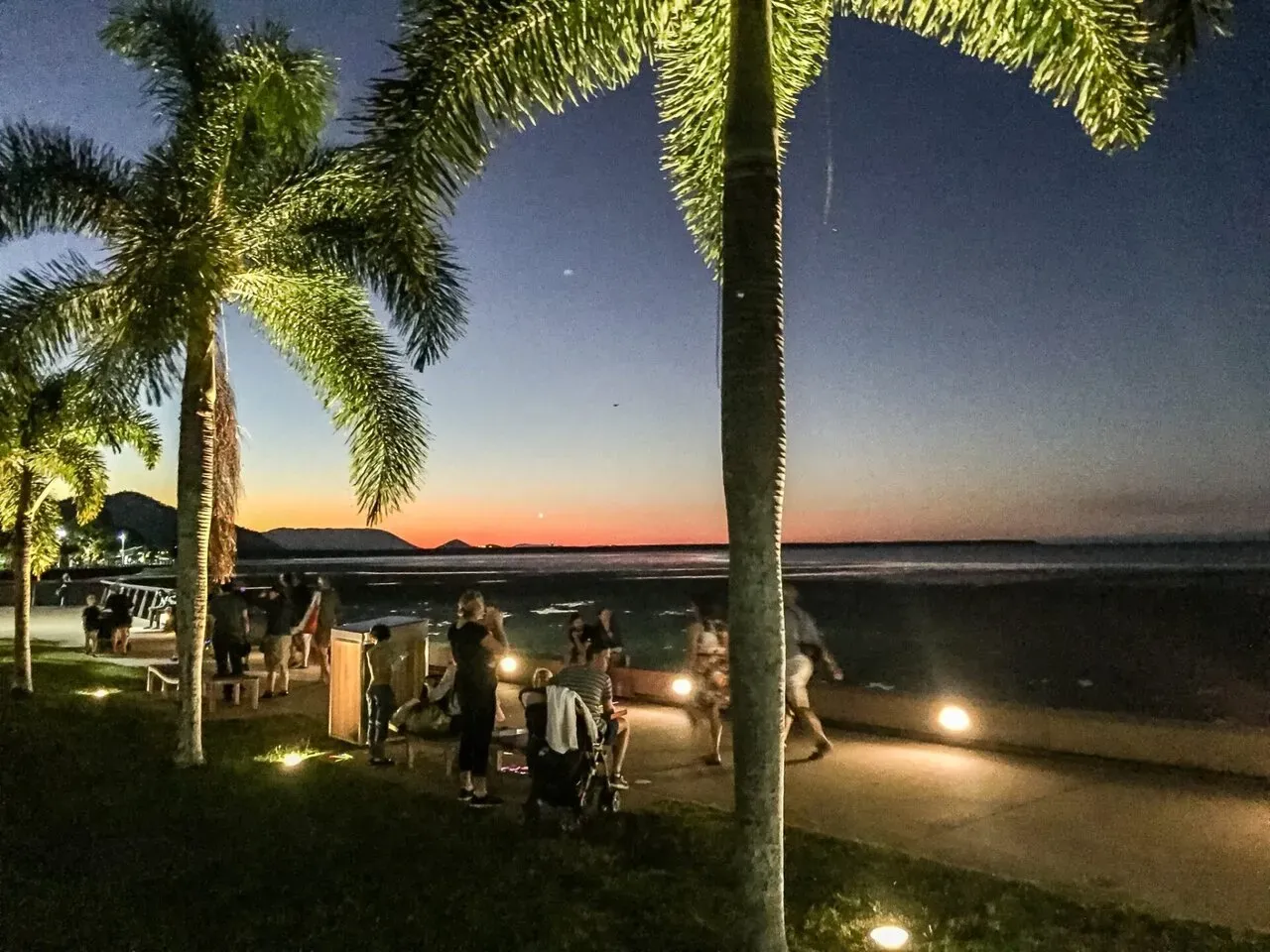 走っている人がくる方向へいってみる