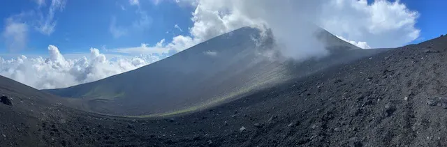 宝永山、宝永火口
