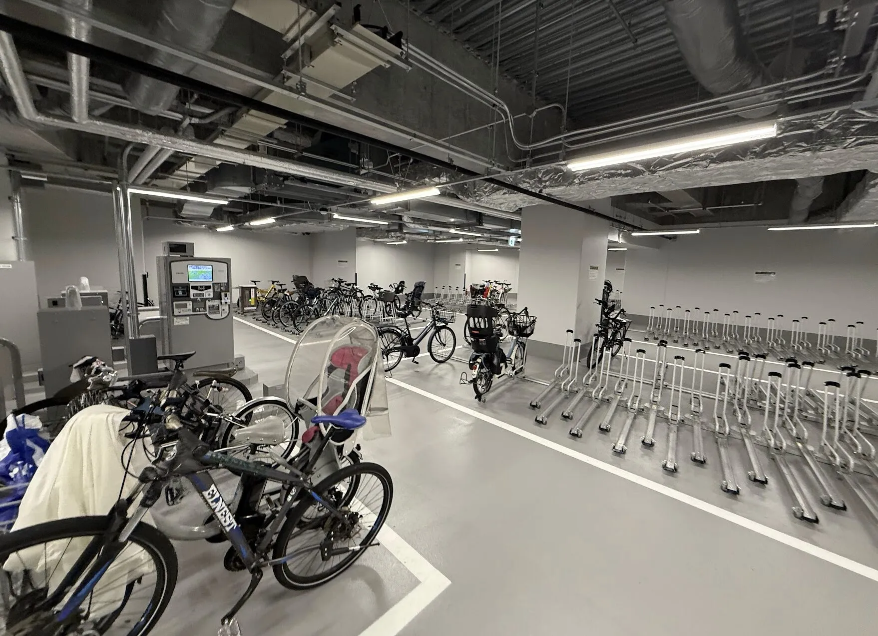 麻布台ヒルズ 自転車置き場