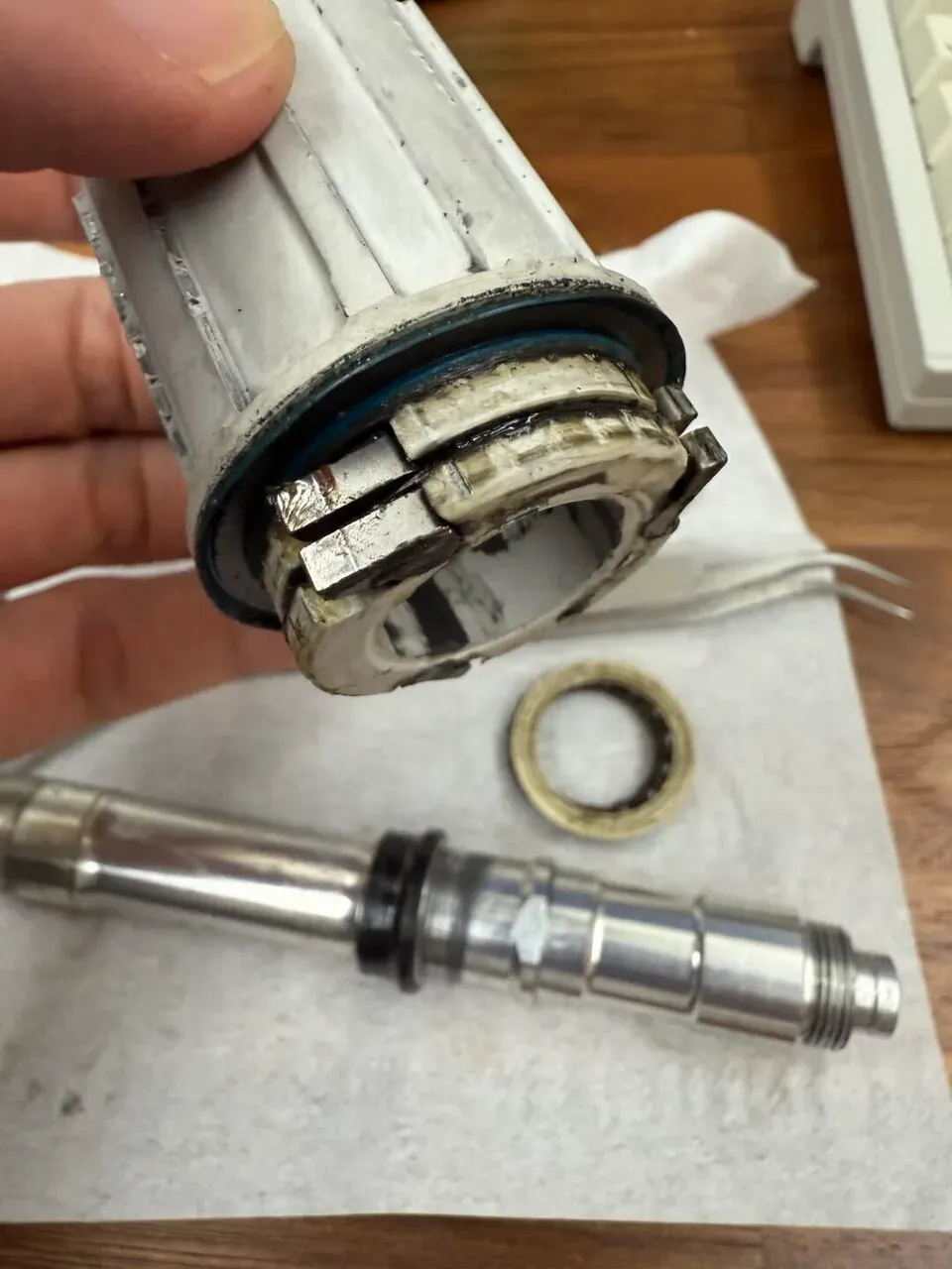 Fulcrum racing zero niteを分解オーバーホール - 画像7