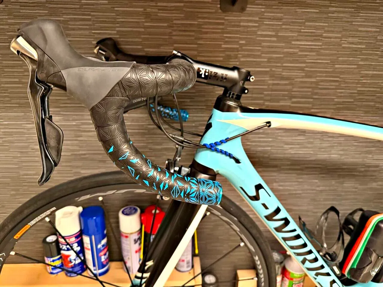 バーテープとブラケットカバー交換