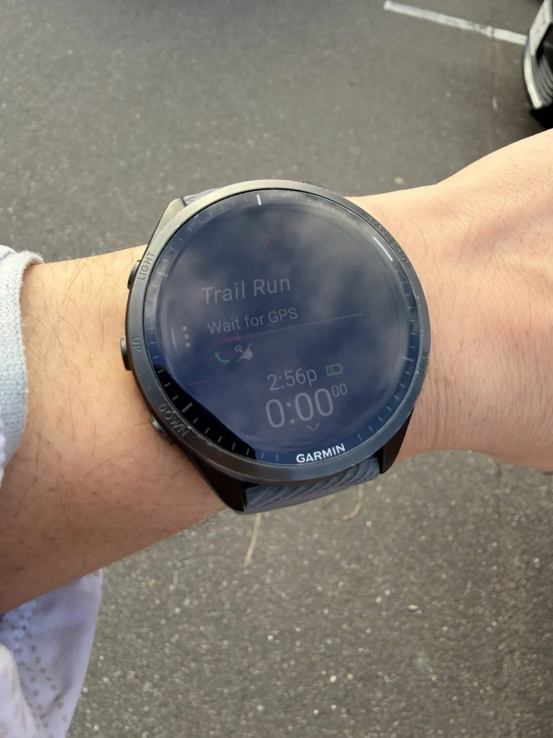 Garmin Forerunner 945のベルトが切れたので汎用品を買って交換 - 画像1