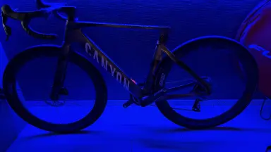 CANYON Aeroad CF SLX 8 AXSを買って仮組みするまで