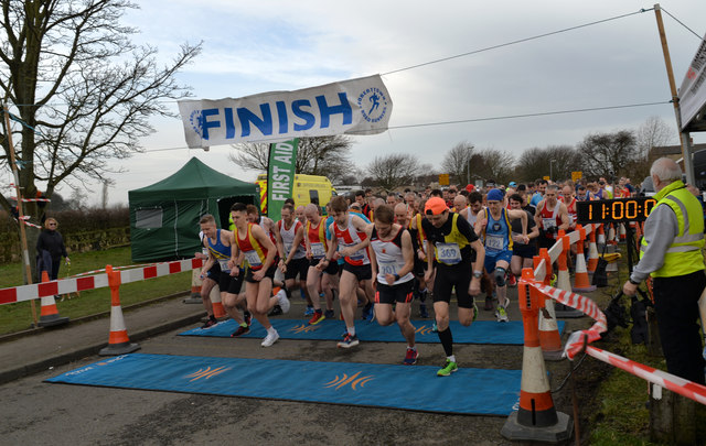 Start of the Liversedge Half Marathon 2019
